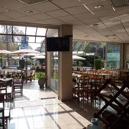 Filoxenia Aparthotel