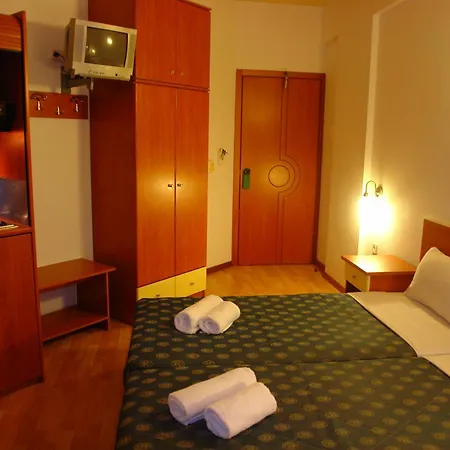 Filoxenia Hotel apartamentowy 2*