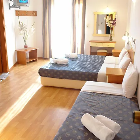 Filoxenia Beach 2* Λεπτοκαρυά